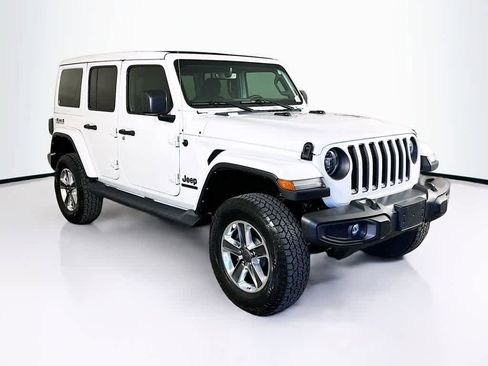 Used 2021 Jeep Wrangler Unlimited Sahara AWD/4WD image 23