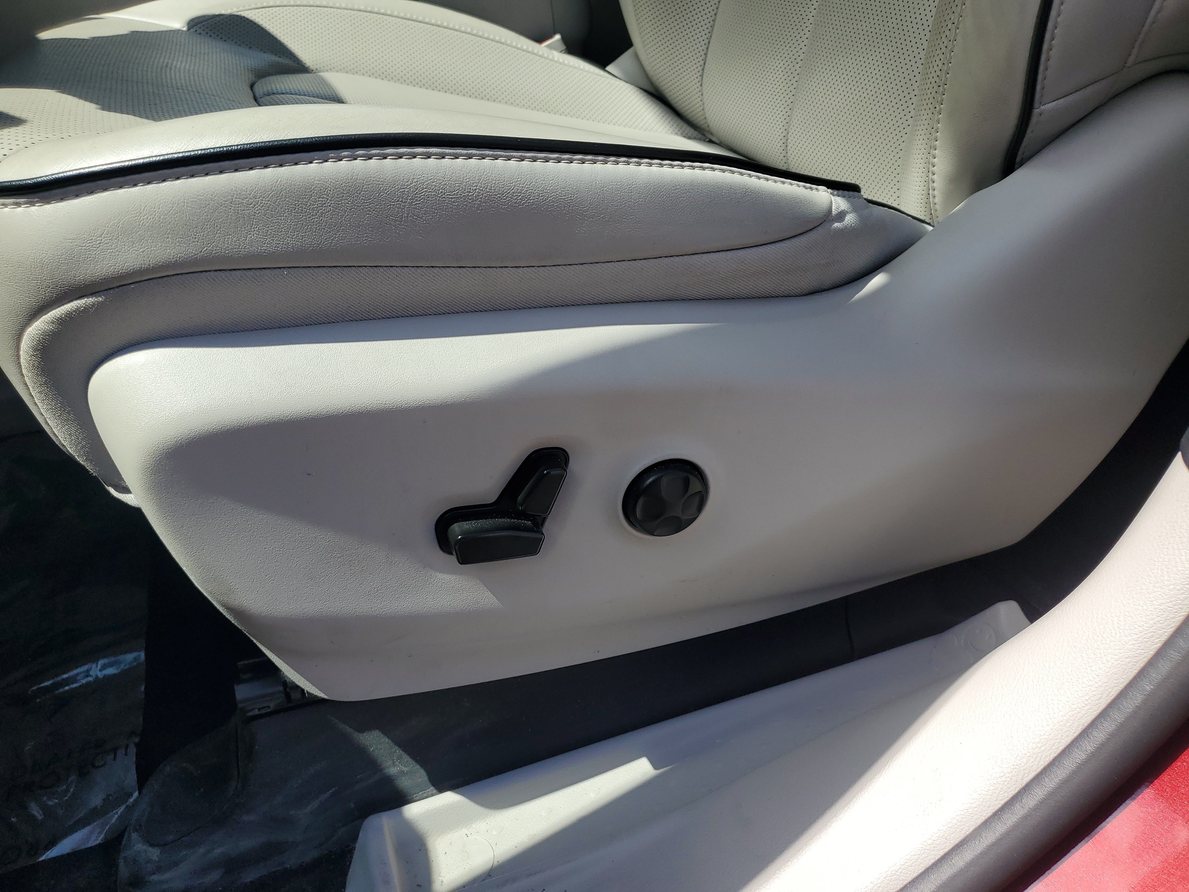 Used 2021 Chrysler Pacifica Limited w/ Premium & Safety Sphere Group AWD/4WD image 22