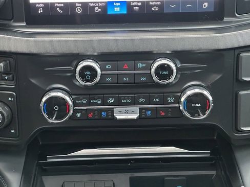 New 2026 Ford F350 Platinum w/ Tremor Off-Road Package AWD/4WD image 17