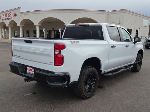 Used 2023 Chevrolet Silverado 1500 LT Trail Boss w/ Protection Package AWD/4WD image 4