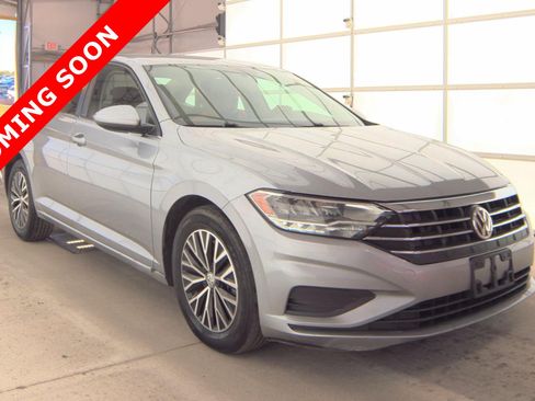 Used 2021 Volkswagen Jetta R-Line FWD image 3