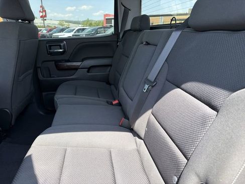 Used 2018 GMC Sierra 1500 SLE w/ SLE Value Package AWD/4WD image 13