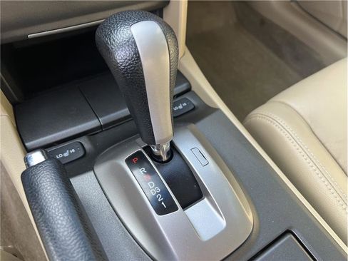 Used 2012 Honda Accord EX-L image 22