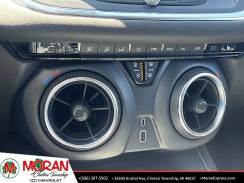 Certified 2024 Chevrolet Blazer LT w/ Convenience Package FWD image 23