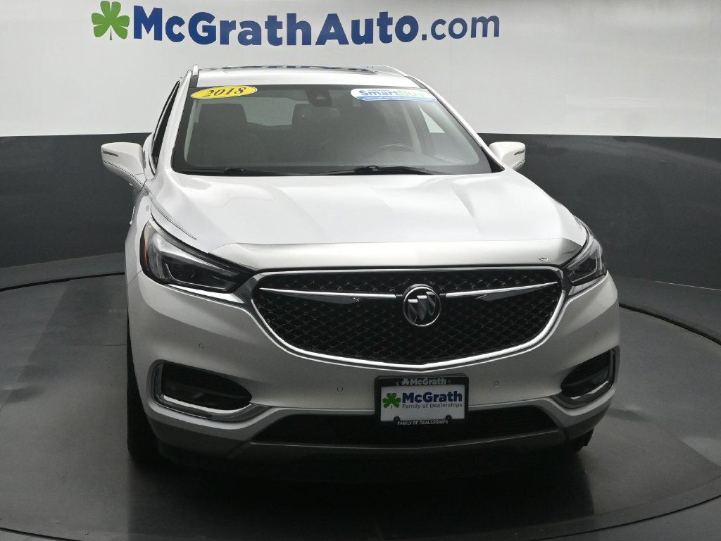 Used 2018 Buick Enclave Avenir w/ Avenir Technology Package AWD/4WD image 5