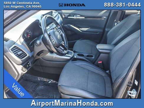 Used 2021 Kia Seltos S FWD image 11
