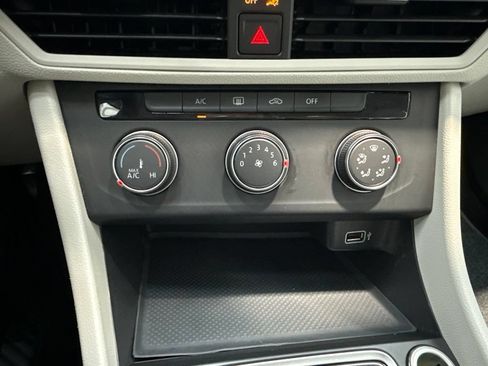 Used 2019 Volkswagen Jetta S w/ Driver Assistance Package FWD image 20