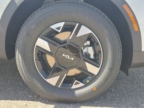 New 2026 Kia Sportage LX AWD/4WD image 17
