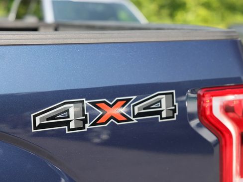 Used 2015 Ford F150 XLT w/ Equipment Group 301A Mid AWD/4WD image 24