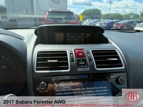 Used 2017 Subaru Forester 2.5i Limited AWD/4WD image 15