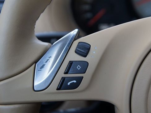 Used 2013 Porsche Boxster S image 13