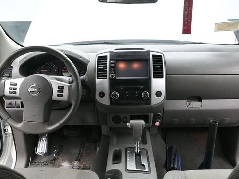 Used 2019 Nissan Frontier S image 14