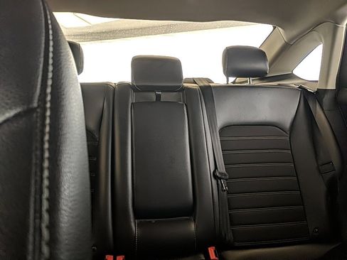 Used 2018 Ford Fusion SE w/ Equipment Group 201A image 23