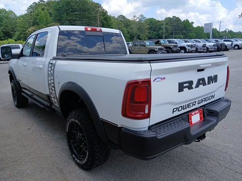 Used 2026 RAM 2500 4x4 Crew Cab image 10