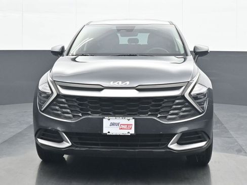 Used 2024 Kia Sportage LX image 1