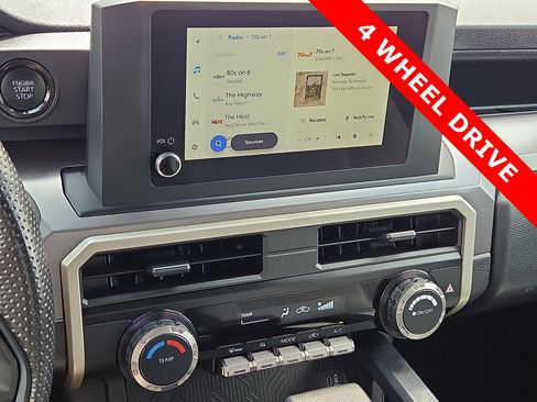 Used 2024 Toyota Tacoma SR5 AWD/4WD image 16