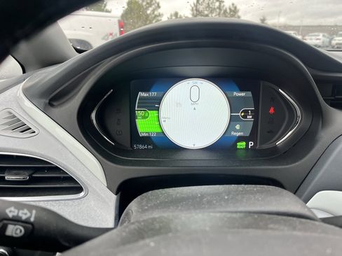 Used 2019 Chevrolet Bolt Premier w/ Infotainment Package image 16