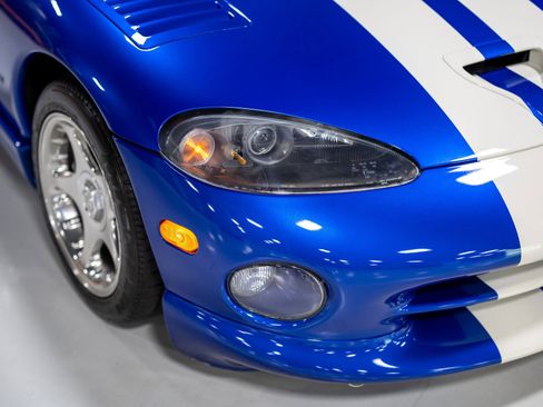 Used 1996 Dodge Viper GTS RWD image 23