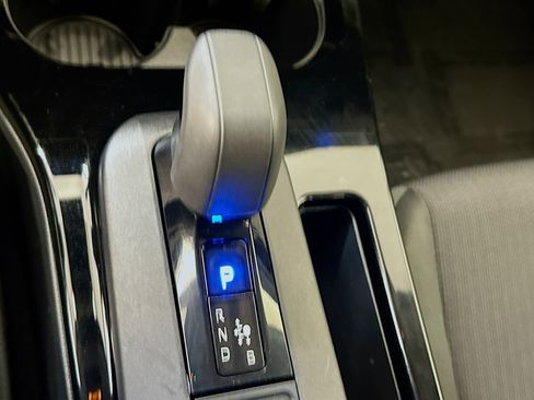 Used 2025 Toyota Prius LE FWD image 25