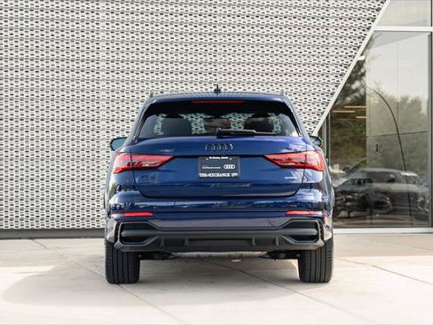 Certified 2025 Audi Q3 2.0T Premium w/ Convenience Package AWD/4WD image 23