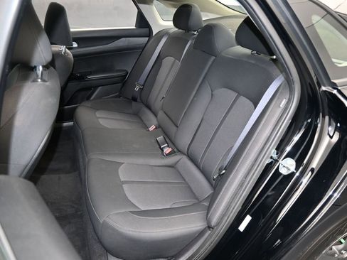 Used 2022 Kia K5 LXS image 27