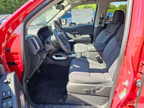 New 2026 Nissan Frontier SV w/ SV Convenience Package AWD/4WD image 18