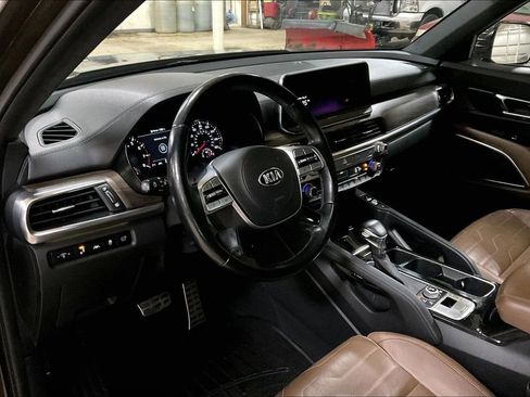 Used 2020 Kia Telluride SX w/ SX Prestige Package AWD/4WD image 13