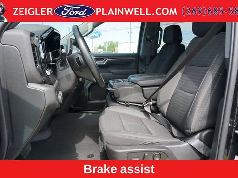 Used 2023 Chevrolet Silverado 1500 LT AWD/4WD image 15