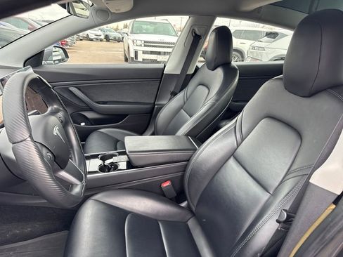 Used 2019 Tesla Model 3 Long Range image 42