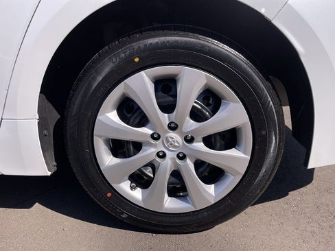 Used 2023 Toyota Corolla LE FWD image 10