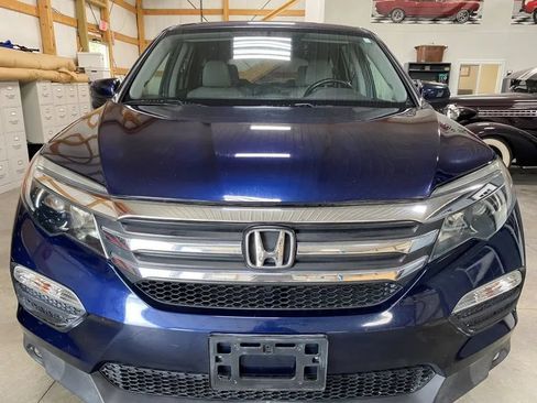 Used 2017 Honda Pilot EX-L image 3