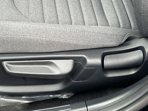 New 2025 Kia K4 EX image 23