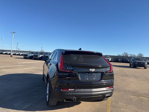 Used 2021 Cadillac XT4 Luxury w/ Cold Weather Package image 20