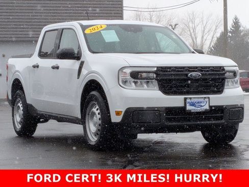 Certified 2024 Ford Maverick XL image 3