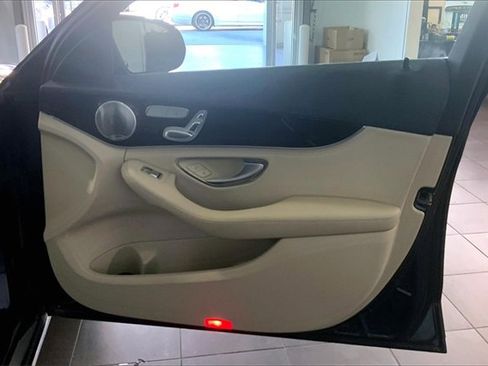 Used 2015 Mercedes-Benz C 300 C 300 image 23