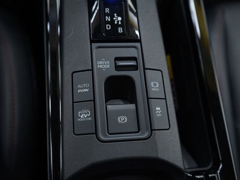 Used 2023 Toyota Prius Prime Premium image 25