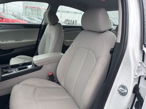 Used 2018 Hyundai Sonata SE image 11
