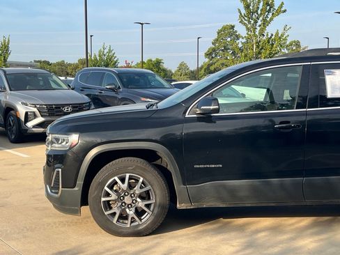 Used 2023 GMC Acadia SLT AWD/4WD image 7