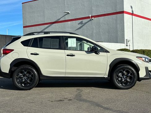 Used 2023 Subaru Crosstrek 2.0i Premium w/ Special Edition image 6