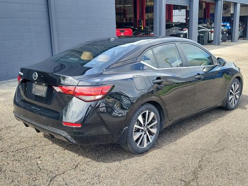 Certified 2020 Nissan Sentra SV w/ SV Premium Package FWD image 4