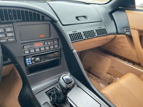 Used 1990 Chevrolet Corvette Convertible image 60