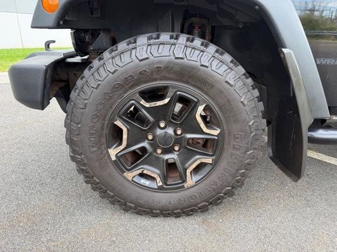 Used 2014 Jeep Wrangler Sport AWD/4WD image 9