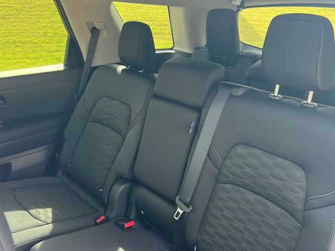 New 2026 Nissan Pathfinder SV FWD image 32