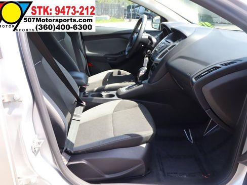 Used 2013 Ford Focus SE FWD image 19