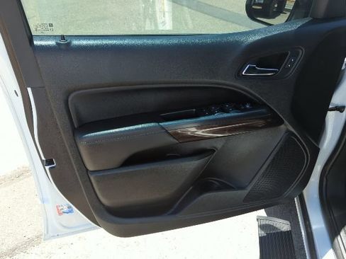 Used 2019 GMC Canyon SLE w/ Elevation Edition RWD image 17