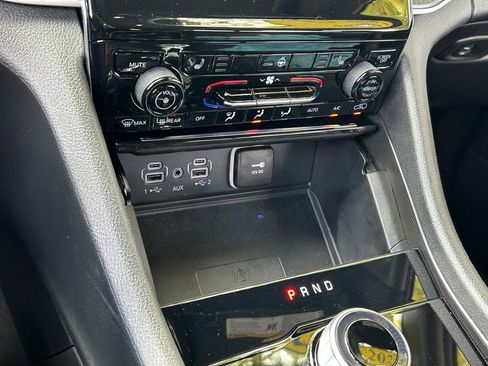 Certified 2023 Jeep Grand Cherokee L Laredo image 51