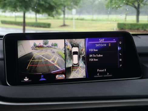 Used 2019 Lexus RX 450h AWD w/ Luxury Package image 24