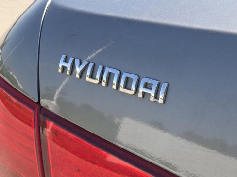 Used 2009 Hyundai Sonata GLS FWD image 6