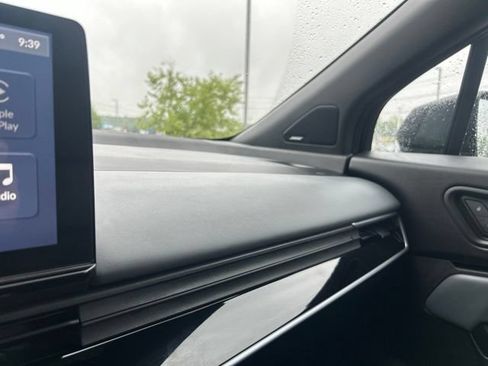 Used 2024 Honda Prologue Touring image 32