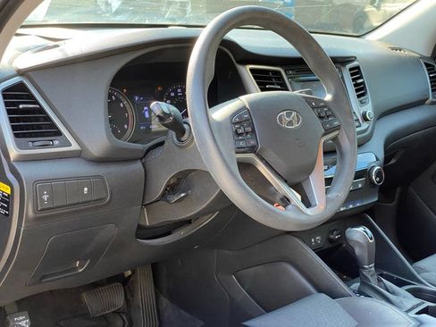 Used 2018 Hyundai Tucson SE w/ Cargo Package AWD/4WD image 7
